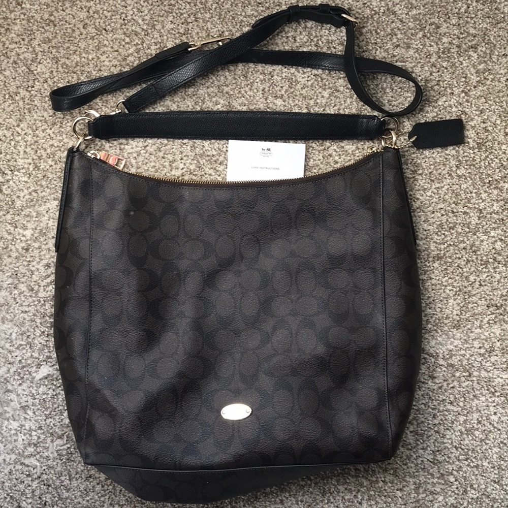 NWOT Authentic Coach Large Handbag/Purse